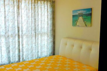 A'marine Lakeside Condominium