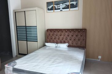 Yolo Signature Suites