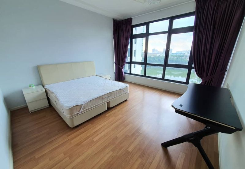 LaCosta, Sunway South Quay