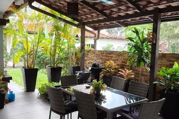 KGSAAS Golf Club, Seksyen 13