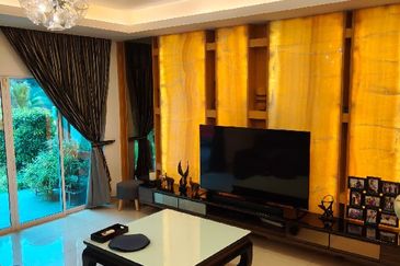 KGSAAS Golf Club, Seksyen 13