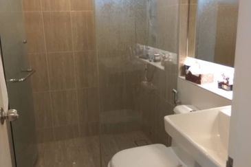 A'marine Lakeside Condominium