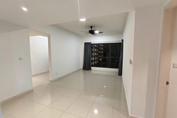 A'marine Lakeside Condominium