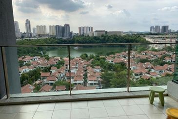 A'marine Lakeside Condominium