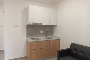 Yolo Signature Suites