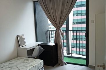 Yolo Signature Suites