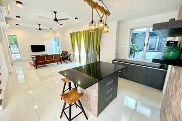 Parkfield Residences, Tropicana Heights