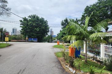 Seksyen 11, Shah Alam