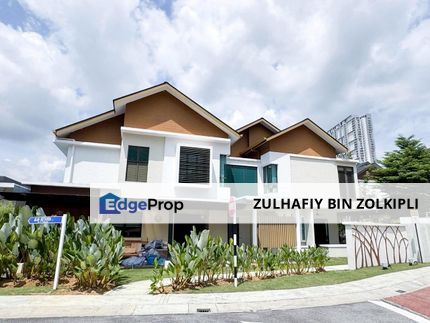 Fully Renovated End Lot Double Storey Semi-D, Beethoven, Symphony Hills, Cyberjaya, Selangor, Cyberjaya