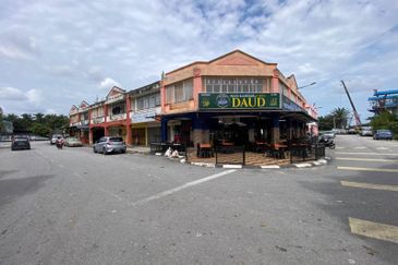 For Sale Double Storey Corner Shoplot Taman Kapar Setia, Klang.