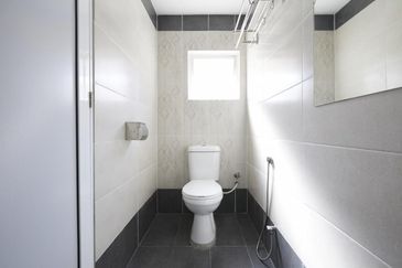 Facing main road well maintained nice Boutique Hotel near D'Pulze Mall, Cyberjaya