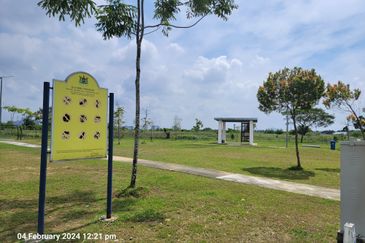 Ayra @ Bandar Bukit Raja