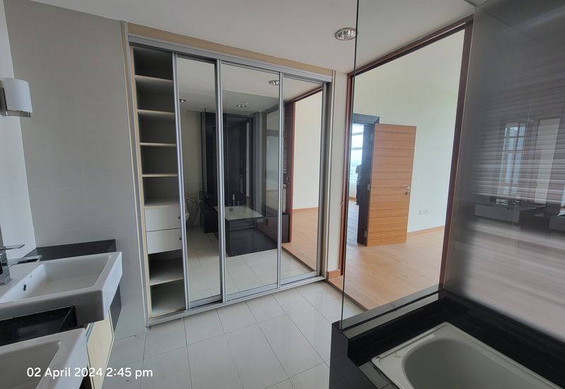 Dua Sentral Residential Tower