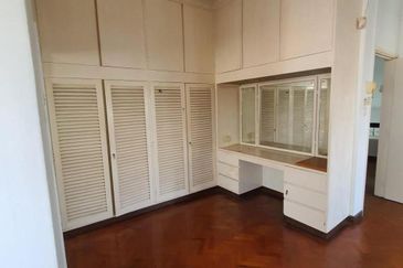 Double Storey Bungalow with Huge Garden in Section 14 Petaling Jaya 