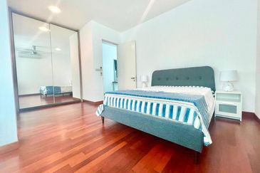 Fully Furnished 3.5 Storey Bungalow, Aspen Garden @ Cyberjaya