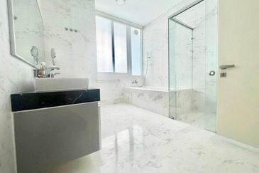 Fully Furnished 3.5 Storey Bungalow, Aspen Garden @ Cyberjaya