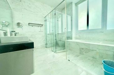 Fully Furnished 3.5 Storey Bungalow, Aspen Garden @ Cyberjaya