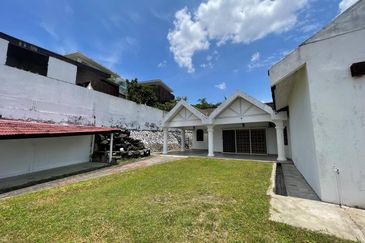 Freehold Single Storey Bungalow, Kg Tunku, Jalan SS1, Petaling Jaya