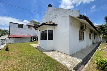Freehold Single Storey Bungalow, Kg Tunku, Jalan SS1, Petaling Jaya