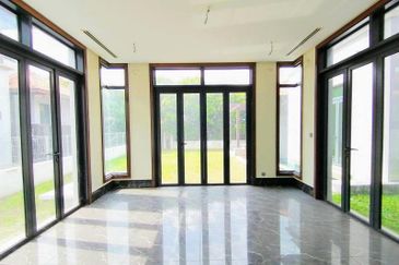 Renovated 3 Storey Bungalow Freehold 8310sf at Primo Enclave, Bukit Jelutong, Selangor