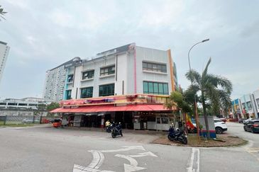 CORNER LOT 3 STOREY SHOPLOT, BSP VILLAGE FACING BSP21, Bandar Saujana Putra
