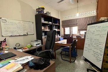 Corner Lot Single Storey Terrace House at Seksyen 14, Petaling Jaya, Selangor 