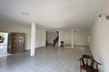 Freehold Bungalow Taman Tun Dr Ismail Kuala Lumpur