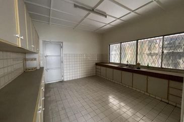 Freehold Bungalow Taman Tun Dr Ismail Kuala Lumpur