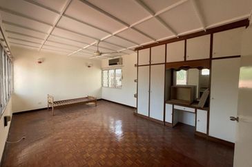 Freehold Bungalow Taman Tun Dr Ismail Kuala Lumpur