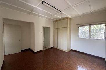 Freehold Bungalow Taman Tun Dr Ismail Kuala Lumpur