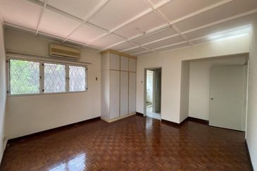 Freehold Bungalow Taman Tun Dr Ismail Kuala Lumpur