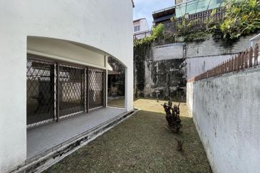 Freehold Bungalow Taman Tun Dr Ismail Kuala Lumpur