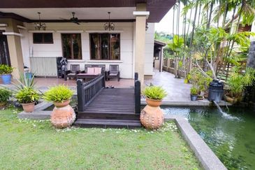 DOUBLE STOREY BUNGALOW JALAN PJU, LAMAN ARA , ARA DAMANSARA