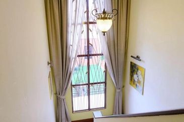 DOUBLE STOREY BUNGALOW JALAN PJU, LAMAN ARA , ARA DAMANSARA