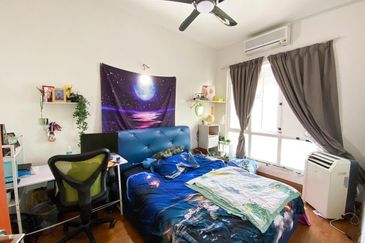 2 Storey Superlink Anggun 1, Setia Alam nearby Setia City Mall