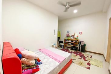 2 Storey Superlink Anggun 1, Setia Alam nearby Setia City Mall