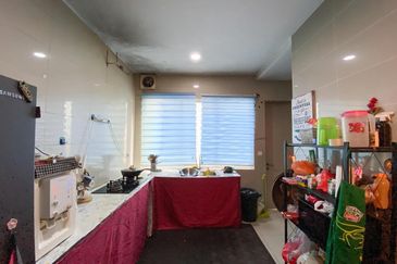 2 Storey Superlink Anggun 1, Setia Alam nearby Setia City Mall