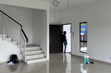 Double Storey Terrace Setia Utama 3 Bywater Croceus Setia Alam