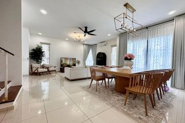 Renovated 2 Storey Semi-D, Verdale Setia Alamsari Bangi