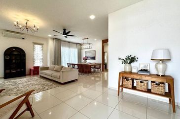 Renovated 2 Storey Semi-D, Verdale Setia Alamsari Bangi