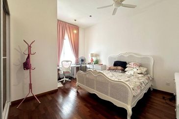 Renovated 2 Storey Semi-D, Verdale Setia Alamsari Bangi