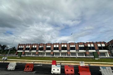 Ground Floor Shoplot Emporia Setia Alamsari, Bangi 