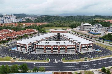 Ground Floor Shoplot Emporia Setia Alamsari, Bangi 