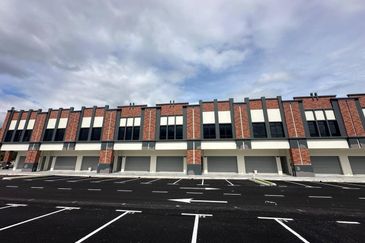 Ground Floor Shoplot Emporia Setia Alamsari, Bangi 