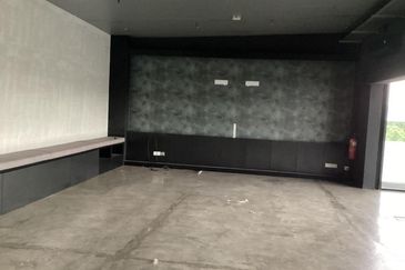 3.5 Storey Warehouse with Office For Rent @ Temasya Industrial Park, 