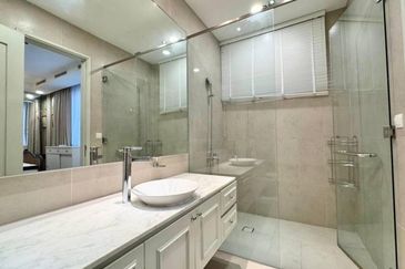 4-STOREY TOWNHOUSE KH VILLA @ SRI HARTAMAS