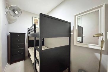 4-STOREY TOWNHOUSE KH VILLA @ SRI HARTAMAS