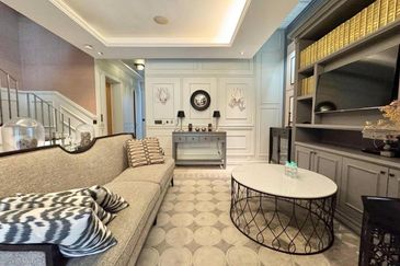 4-STOREY TOWNHOUSE KH VILLA @ SRI HARTAMAS