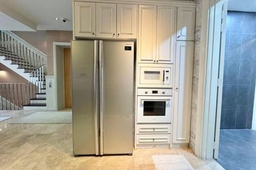 4-STOREY TOWNHOUSE KH VILLA @ SRI HARTAMAS