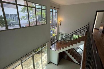 Renovated Freehold 2 Storey Bungalow @ Nusantara Setia Eco Park, Setia Alam